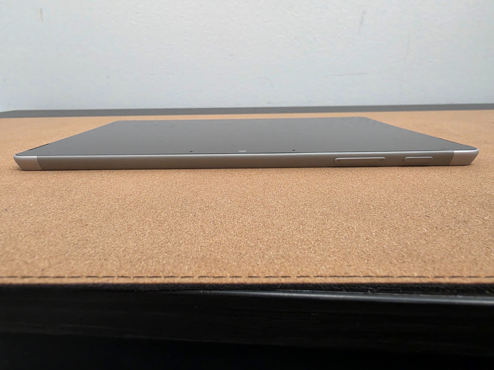Microsoft Surface Go 3 i3-10100Y 8GB Ram 128GB SSD Win 11 Pro