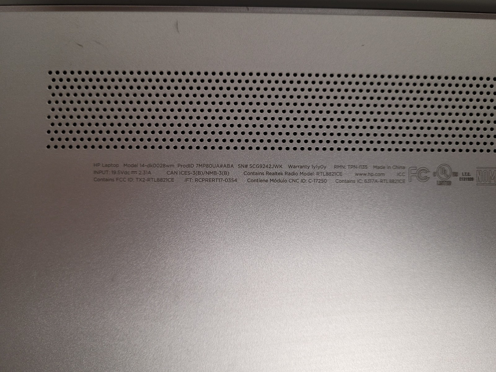 Hp laptop 14-dk0xxx 14″ amd ryzen3 3200u 2600mhz 4gb ram 128gb ssd 5CG9242JWK