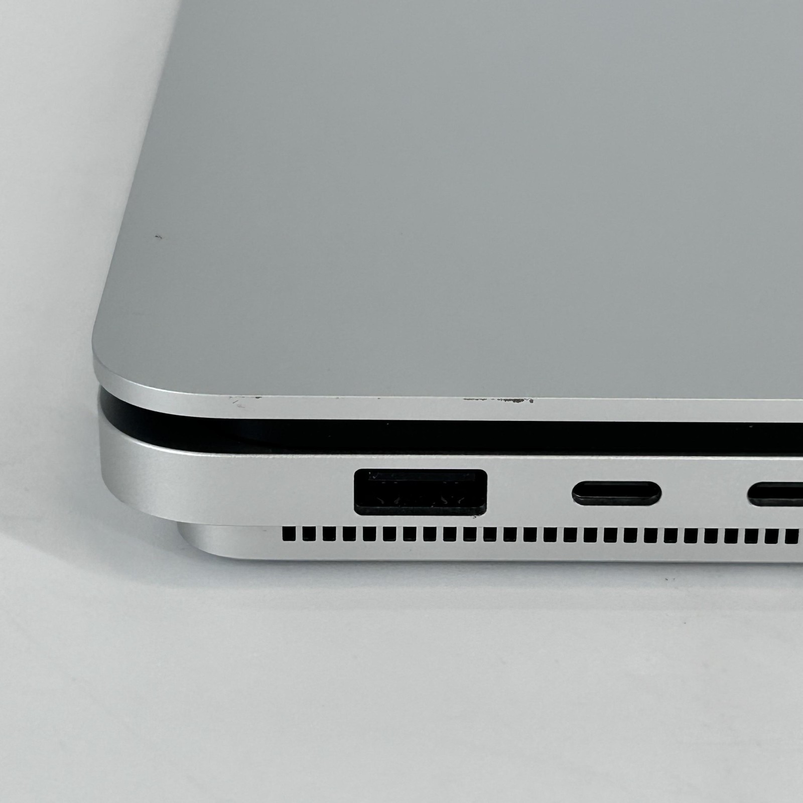 Microsoft Surface Laptop Studio 2 14 2K TOUCH i7-13700H 16GB 512GB SSD RTX 4050