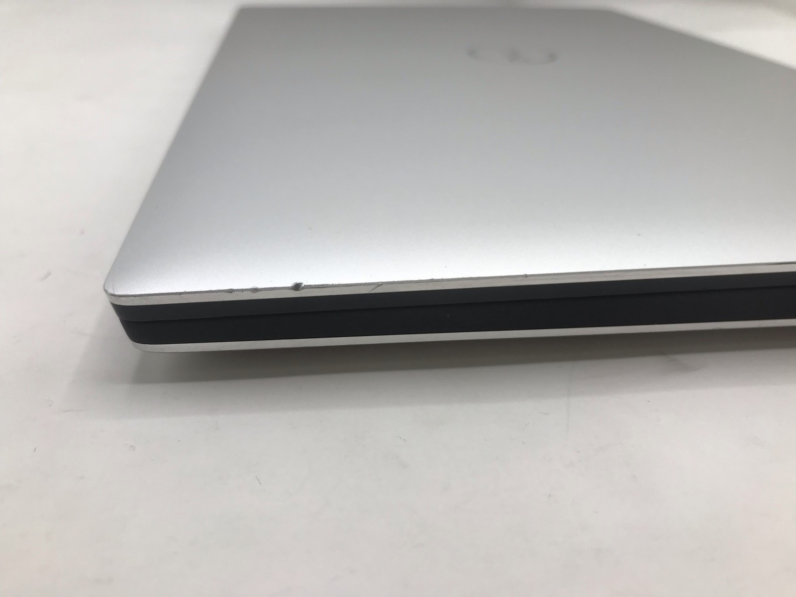 DELL PRECISION 5540 15″ i7 2.6GHz 16GB RAM 512GB–GRADE D
