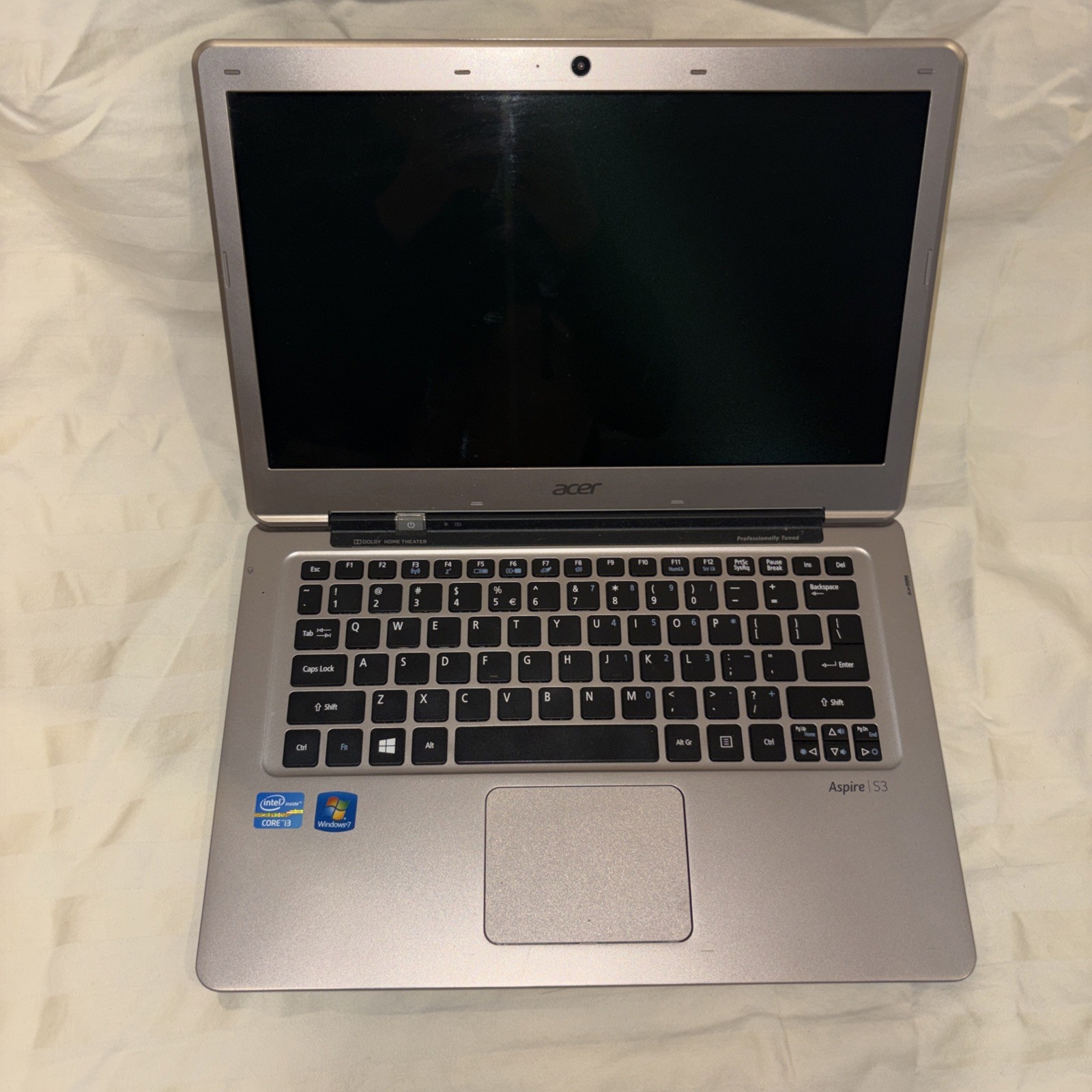 Acer Aspire S3-371 13″ Notebook – i3-3217A 1.8 GHz, 4 GB, no hdd