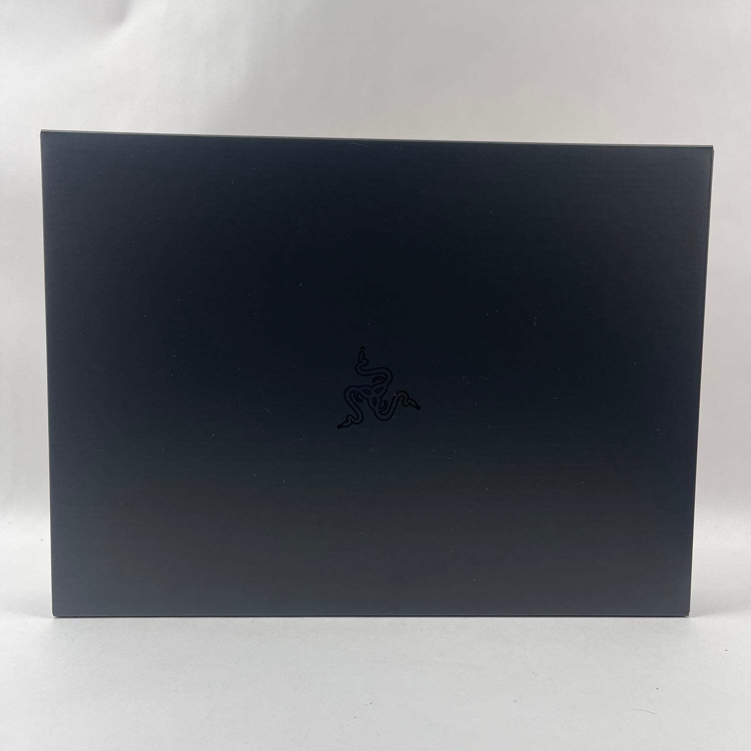 Razer Blade 16 RZ09-0528 Ryzen AI 9 365 32GB RAM 1TB SSD GeForce RTX 5070 Ti
