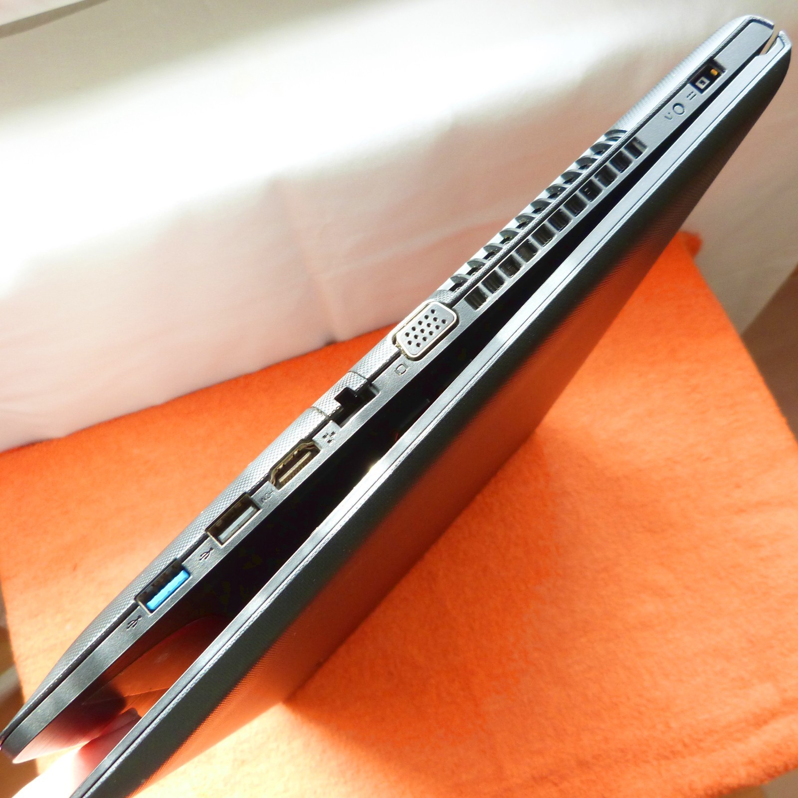 Lenovo G70 Business 17″ HDP DOLBY SOUND I SSD Windows 11 l 16GB RAM NEW DVD