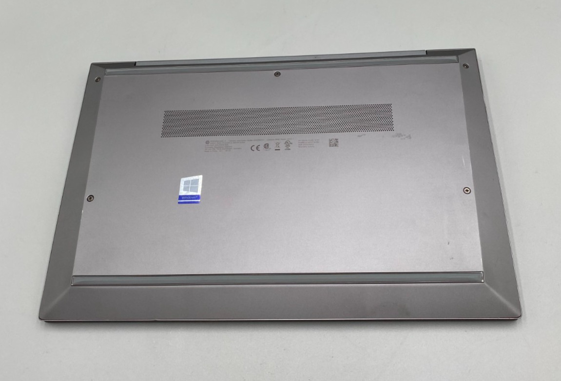 HP Zbook Firefly 15 G7 15.6″ I7-10610U 1.8GHz 512GB SSD 16GB DDR4 Gray Fair/SEE