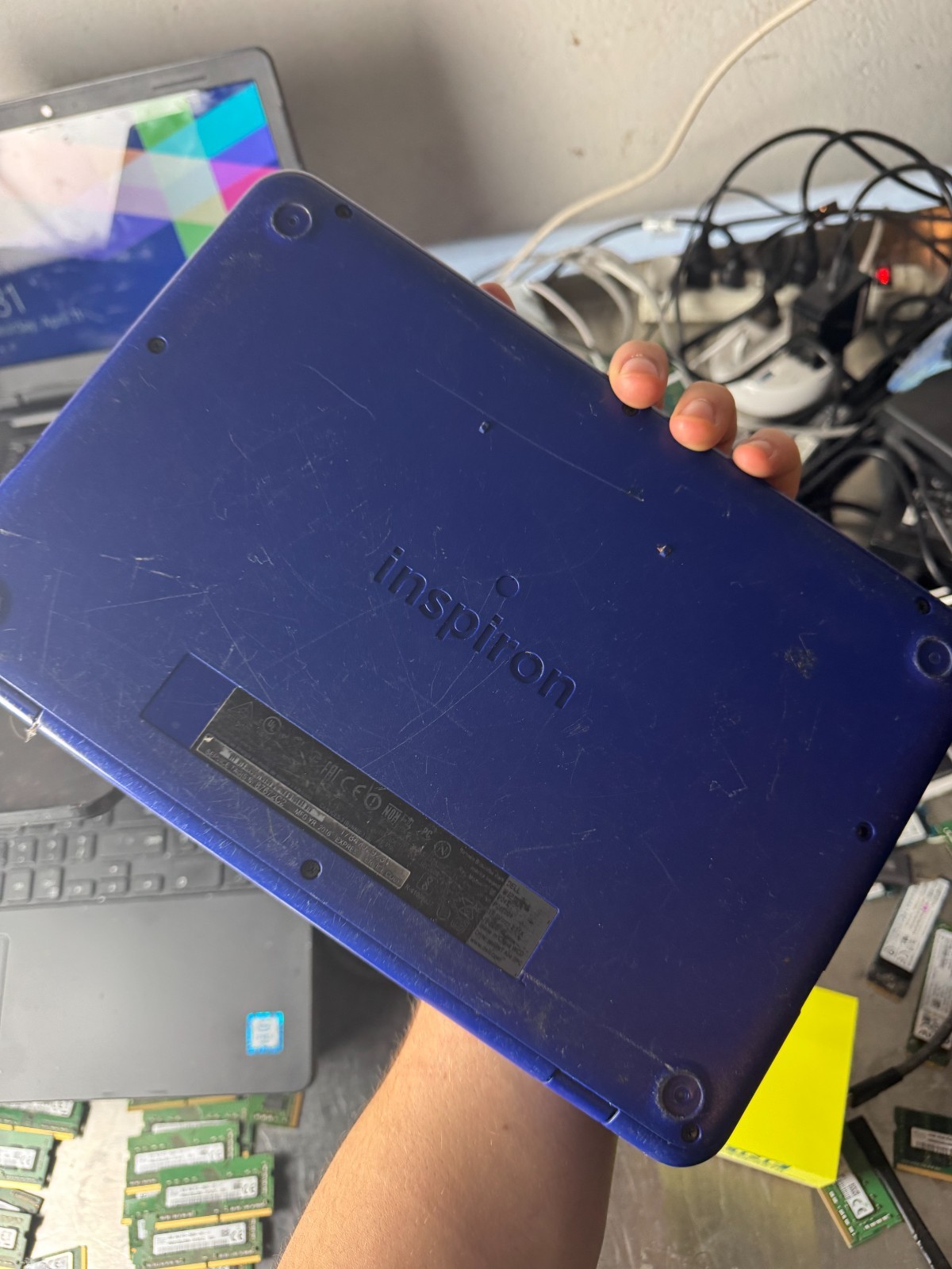 Dell Inspiron 11-3162 Celeron N3050, 2GB RAM, 32GB HDD, 11.6″ Laptop for Parts