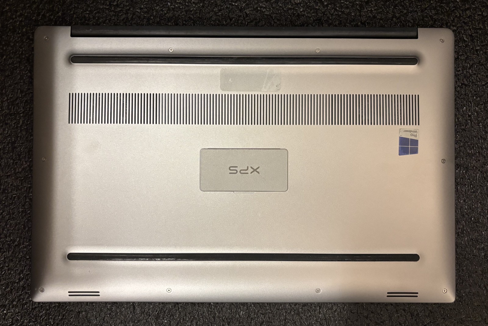 Dell XPS 15 9550 15.6″ 4K UHD i7-6700HQ 2.60GHz | 8GB | 256GB | GeForce GTX 960M