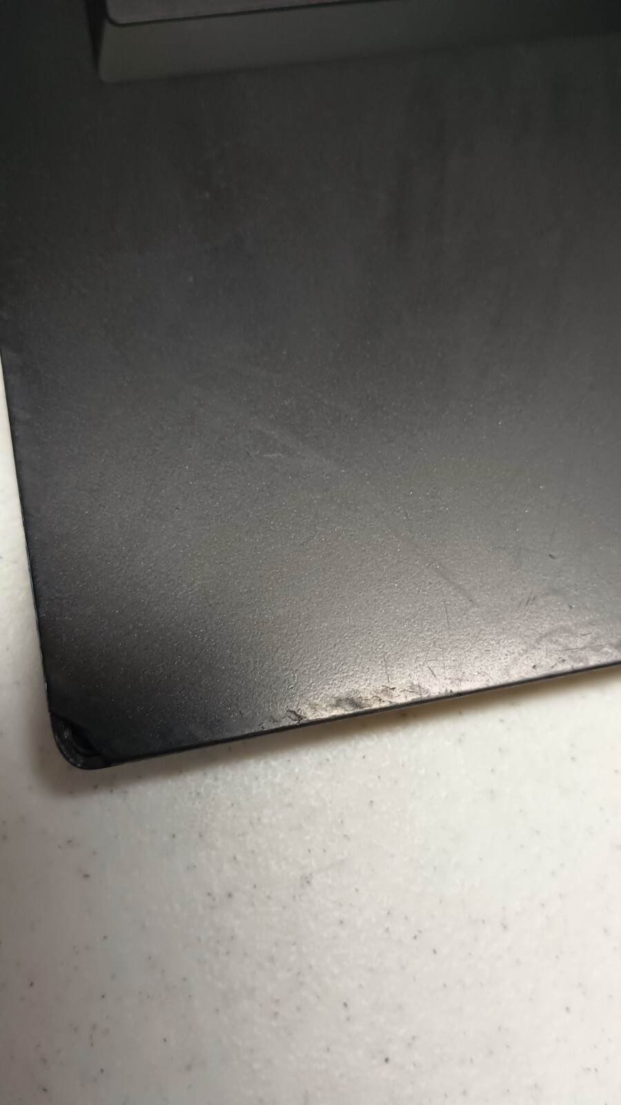 ThinkPad E490. Bios Lock!! No USB C charger!! i3-8145U.8GB.128GB M.2.14″.W11