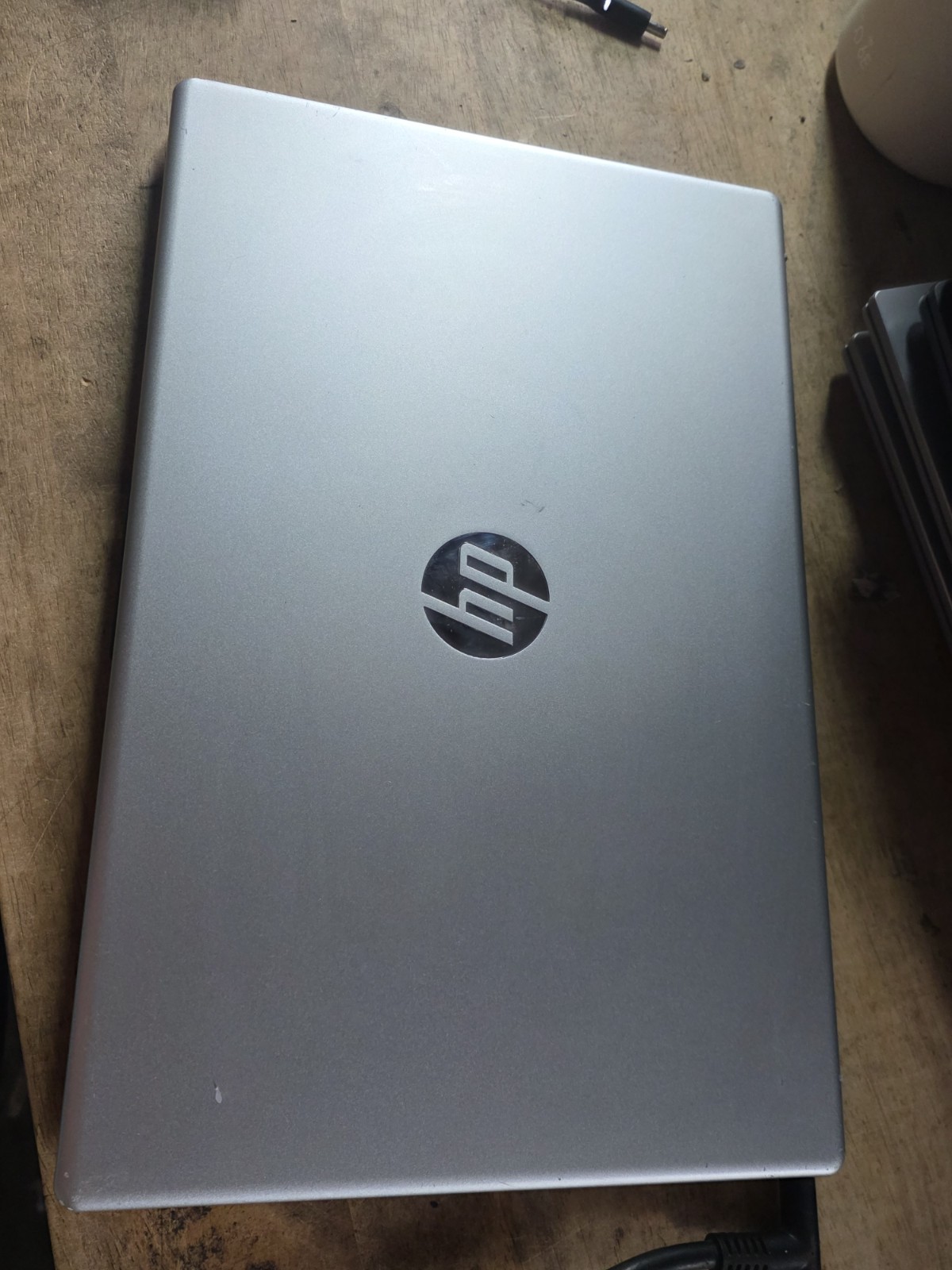 15-fc0085cl Hp Laptop Ryzen 5 7520u 8gb 512gb B Works