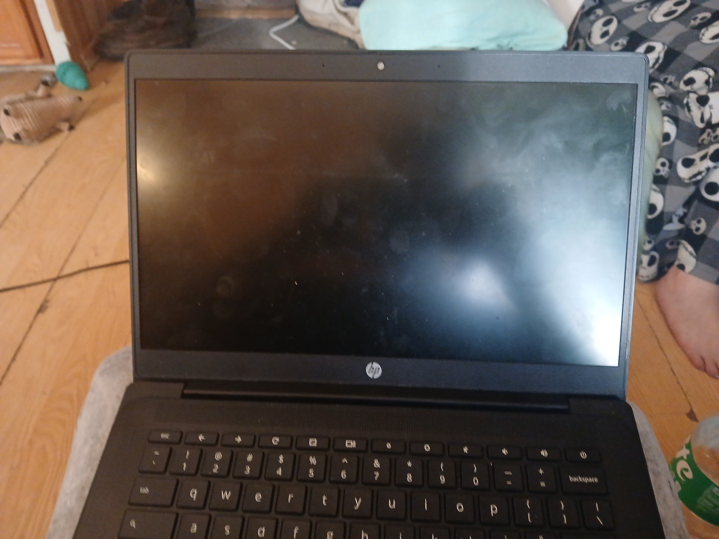 HP Chromebook 14-ca061dx 14 in. 32GB Intel Celeron N3350 2.40GHz, 4GB Laptop –