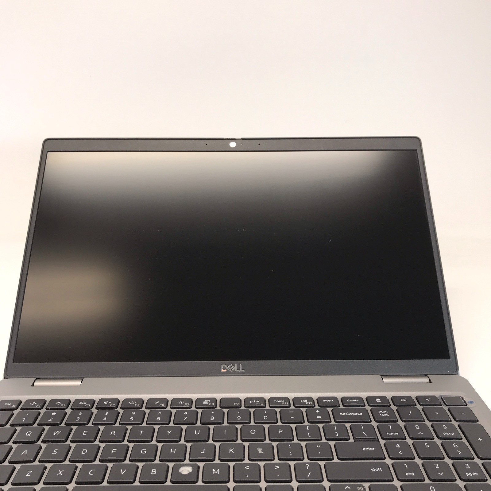 Dell Latitude 5520 11th Gen Intel i7-1185G7 8GB RAM 256 GB SSD Win 11 Pro