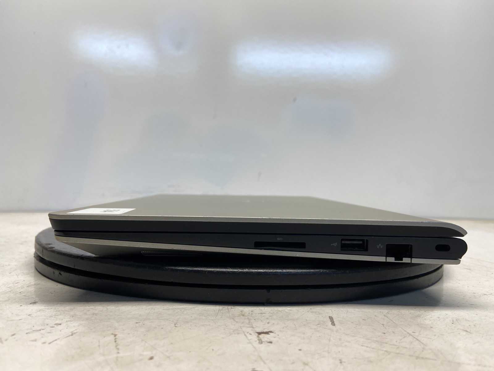 Dell Inspiron 3137 Intel Celeron 2955U 1.4GHz 2 GB NO HDD