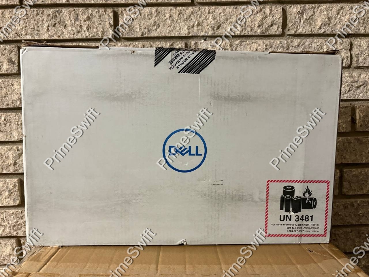 Dell Inspiron 17 7000 7779 i7/16GB/1TB GTX940MX 17.3″ FHD Touch, Factory Sealed