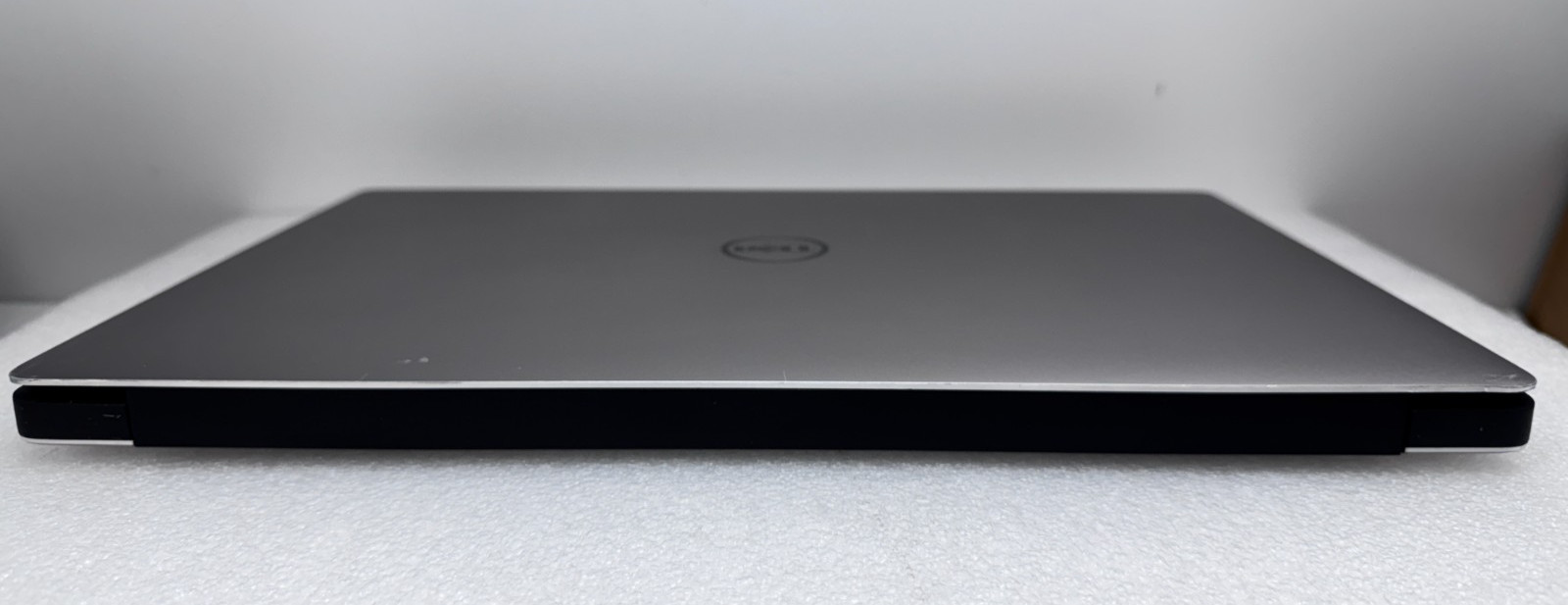 Dell Precision 5520 15.6 4K Touch Laptop i7-7820HQ 16GB 256GB QuadroM12000 Win11