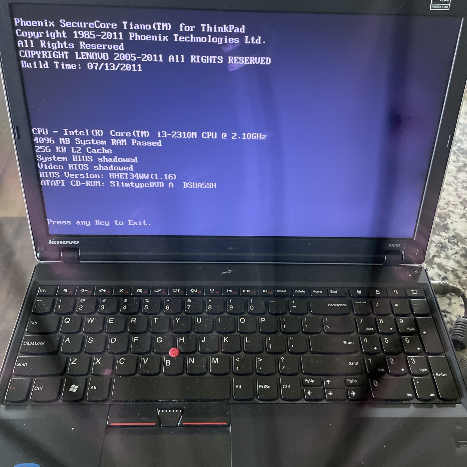 Lenovo ThinkPad Edge E520 Intel i3-2310M 2.1GHz NO HDD No Power Cord