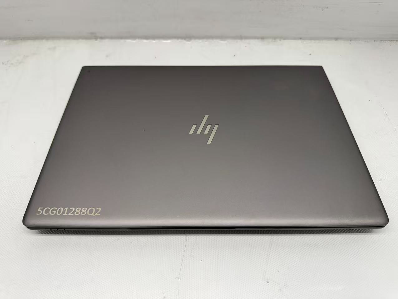 HP ZBook 14u G6 14″ i7-8665U@1.9GHz 16G 256G SSD AMD WX3200 Win 11 **READ**