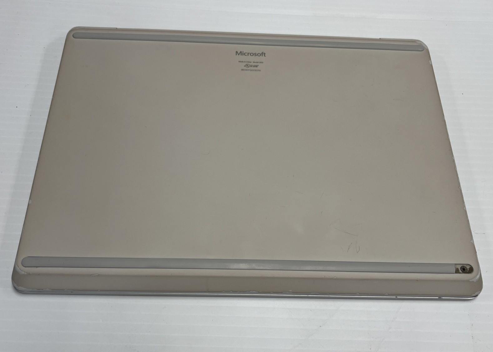 Microsoft Surface Laptop Go 2 2013 Touch i5-1135G7 2.40GHz 8 GB RAM 128 GB SSD