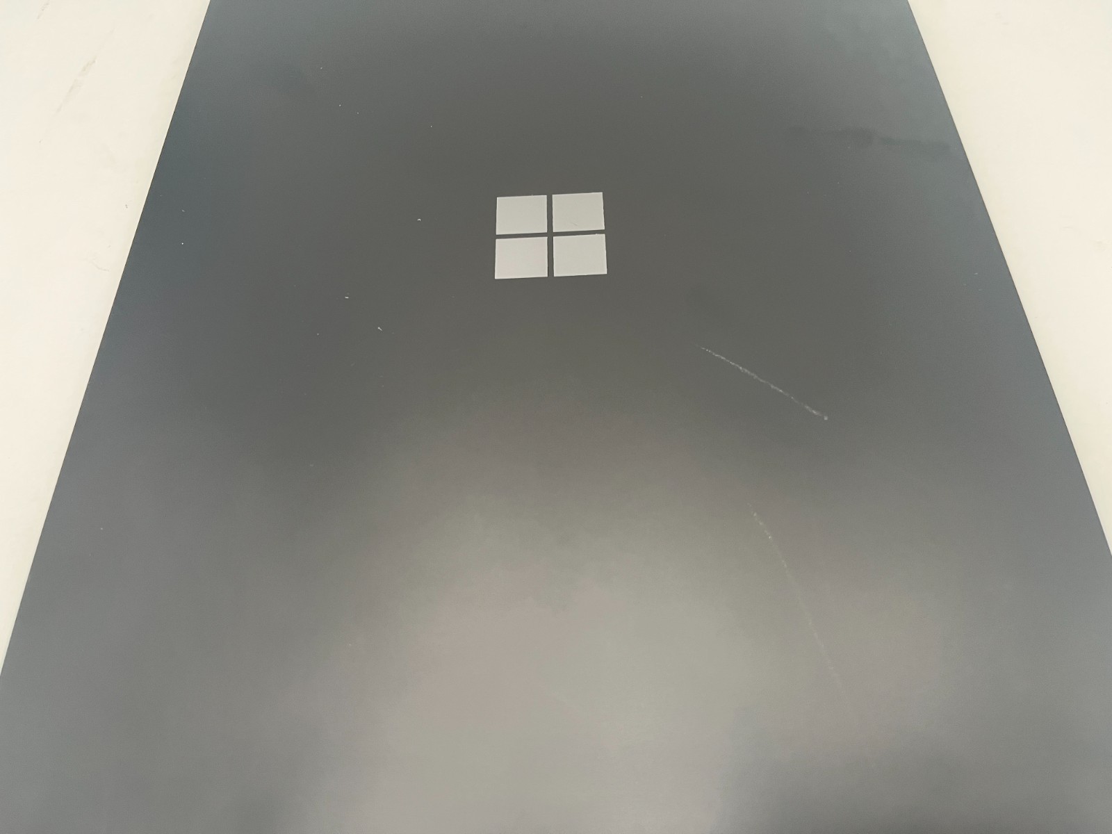 Microsoft Surface Laptop 5 1951 13.5″ Intel Core i5-1245U @ 2.50GHz 16GB 512GB