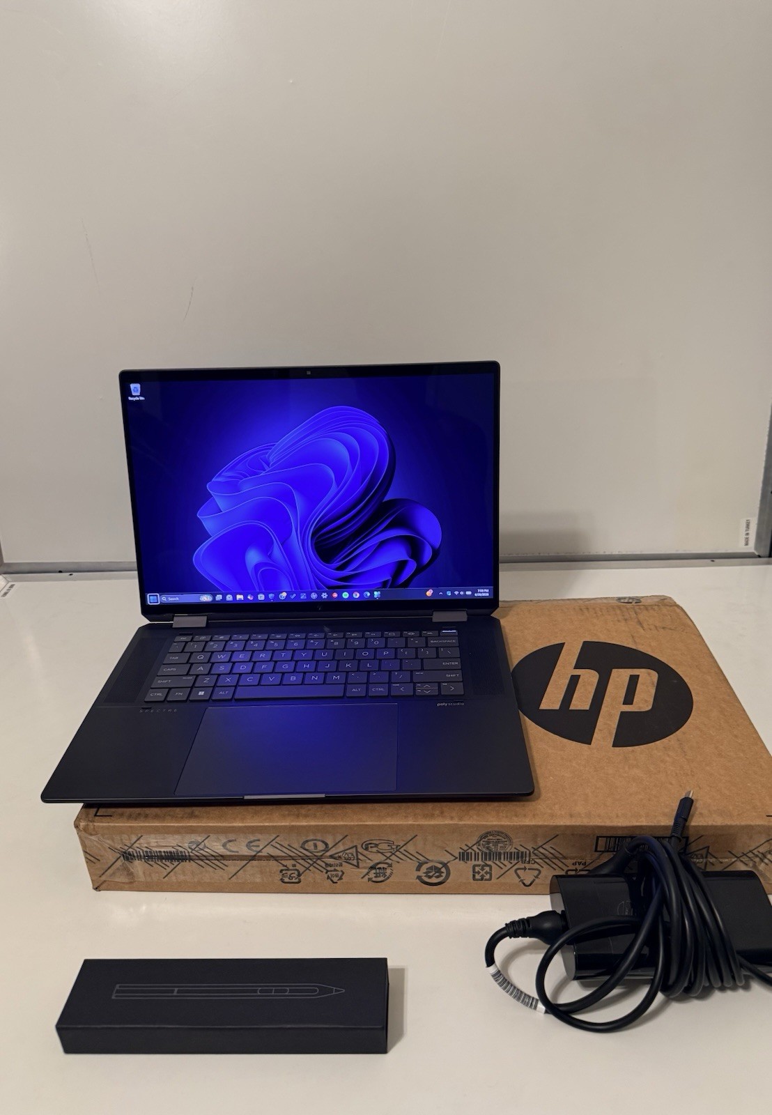 HP Spectre 16 OLED Laptop Intel Ultra 7 155H 2TB SSD 16GB RAM NVIDIA RTX 4050 4K