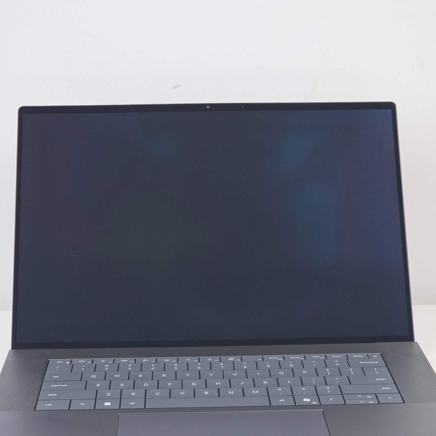 Dell Pro Max 16 Premium MA16250 16″ Core Ultra 7 265H 2.2GHz 32GB RAM 1TB SSD