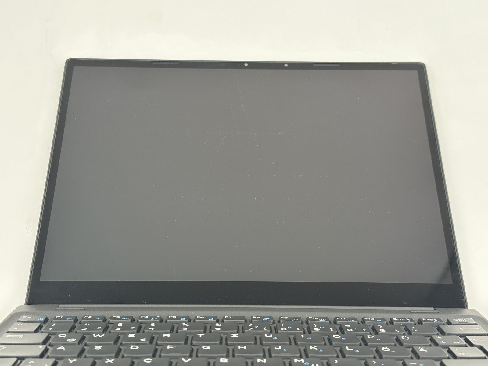 Dell Latitude 7285 12.5″ i7-7Y75 8GB 256GB NVMe SSD Win11 Pro LTE Touch FaceID