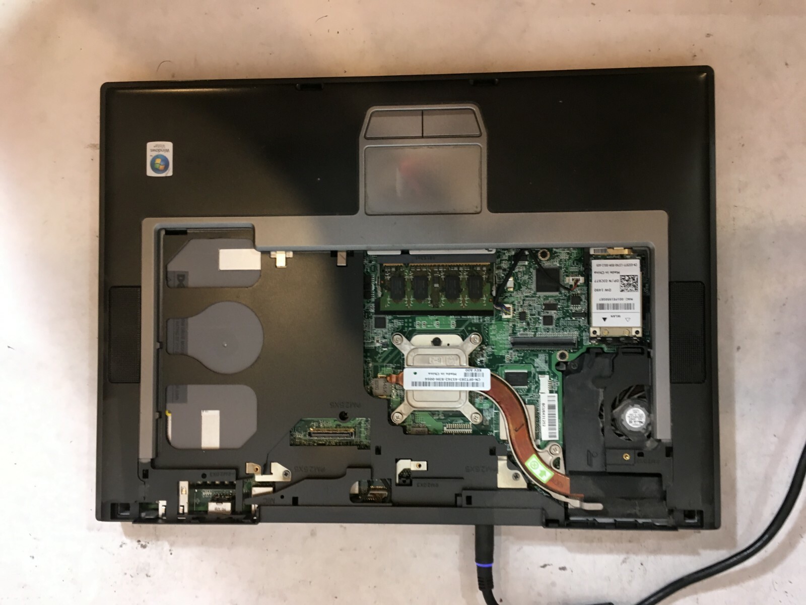 Dell Latitude D830 Shorts Adapters Bare Bones For Parts or Repair- FT