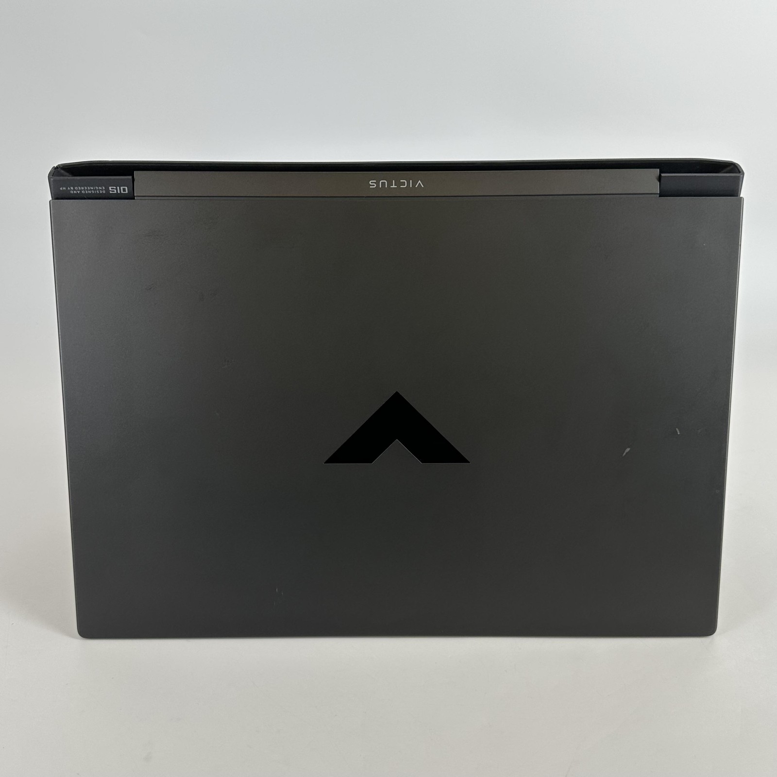 HP Victus Gaming 15.6 144Hz FHD 3.3 GHz Ryzen 5 7535HS 8GB 512GB SSD RX 6550M