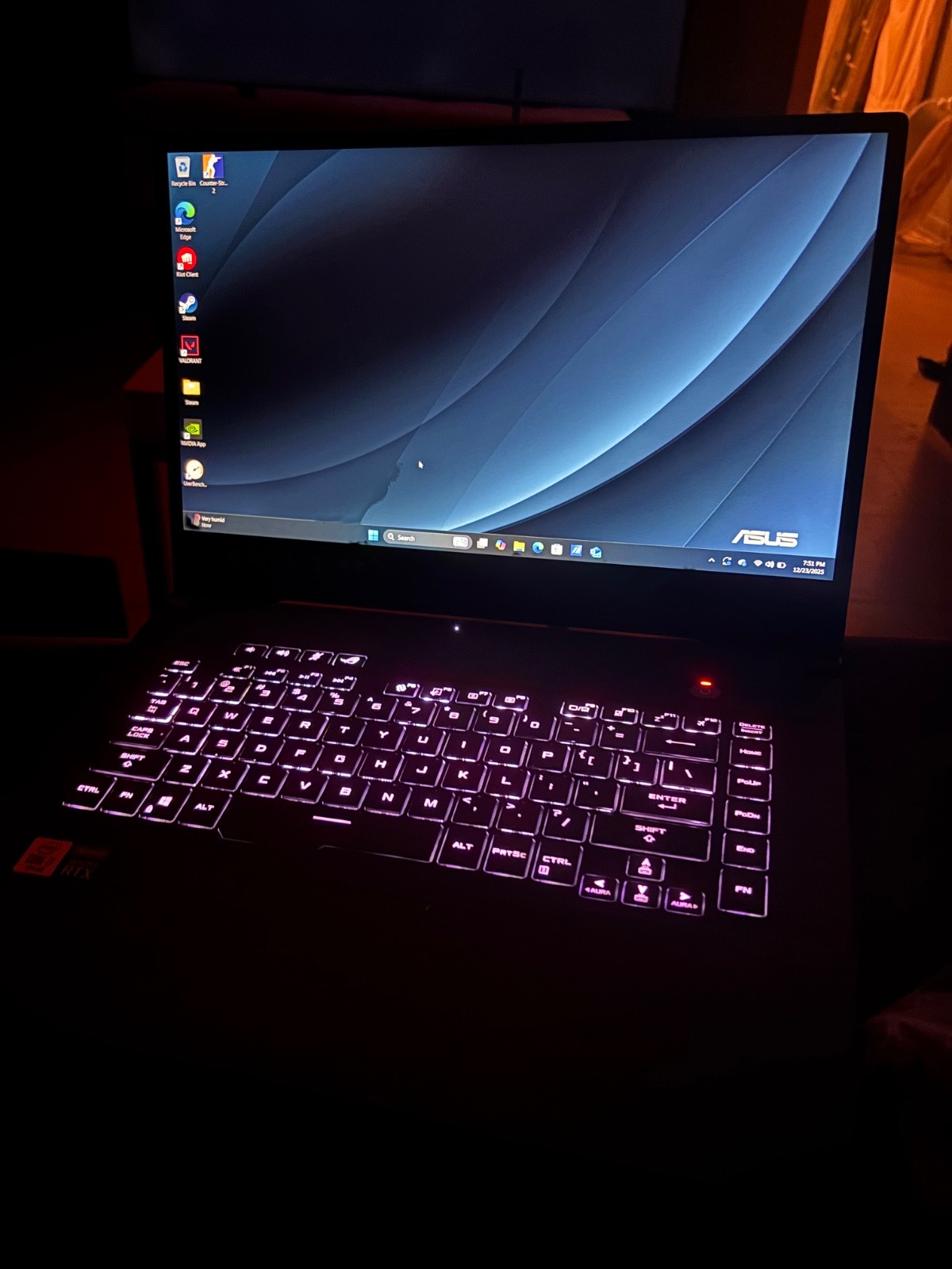 ASUS Rog Zephyrus M15 15.6 inch (1TB, Intel Core i7 10th Gen., 5.00GHz, 16GB)…