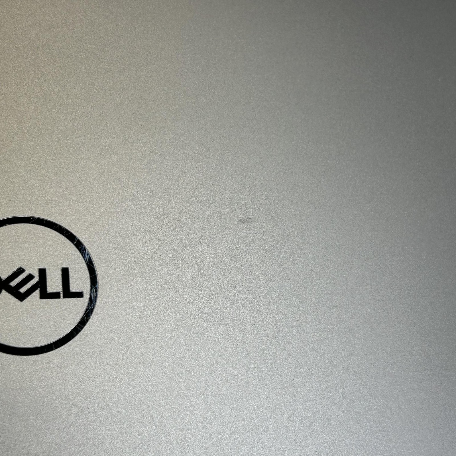 Dell Latitude 7450 14 Gray QHD+ 3.8 GHz Ultra 7 165H 32GB 256GB SSD Very Good