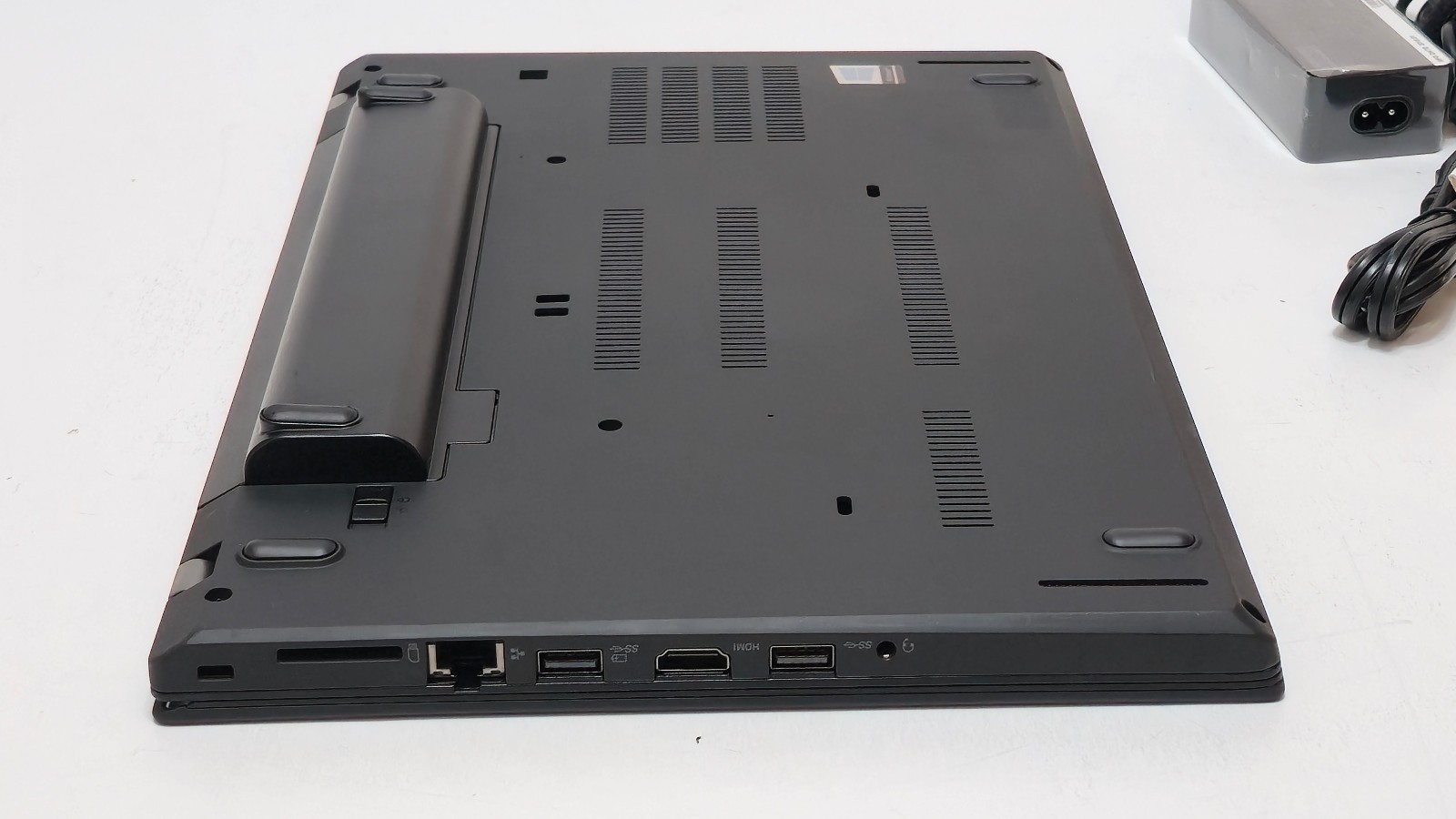 Lenovo ThinkPad T480 (i7-8th 32GB RAM 1TB SSD) 14″ Touch GeForce 2GB GPU – MINT