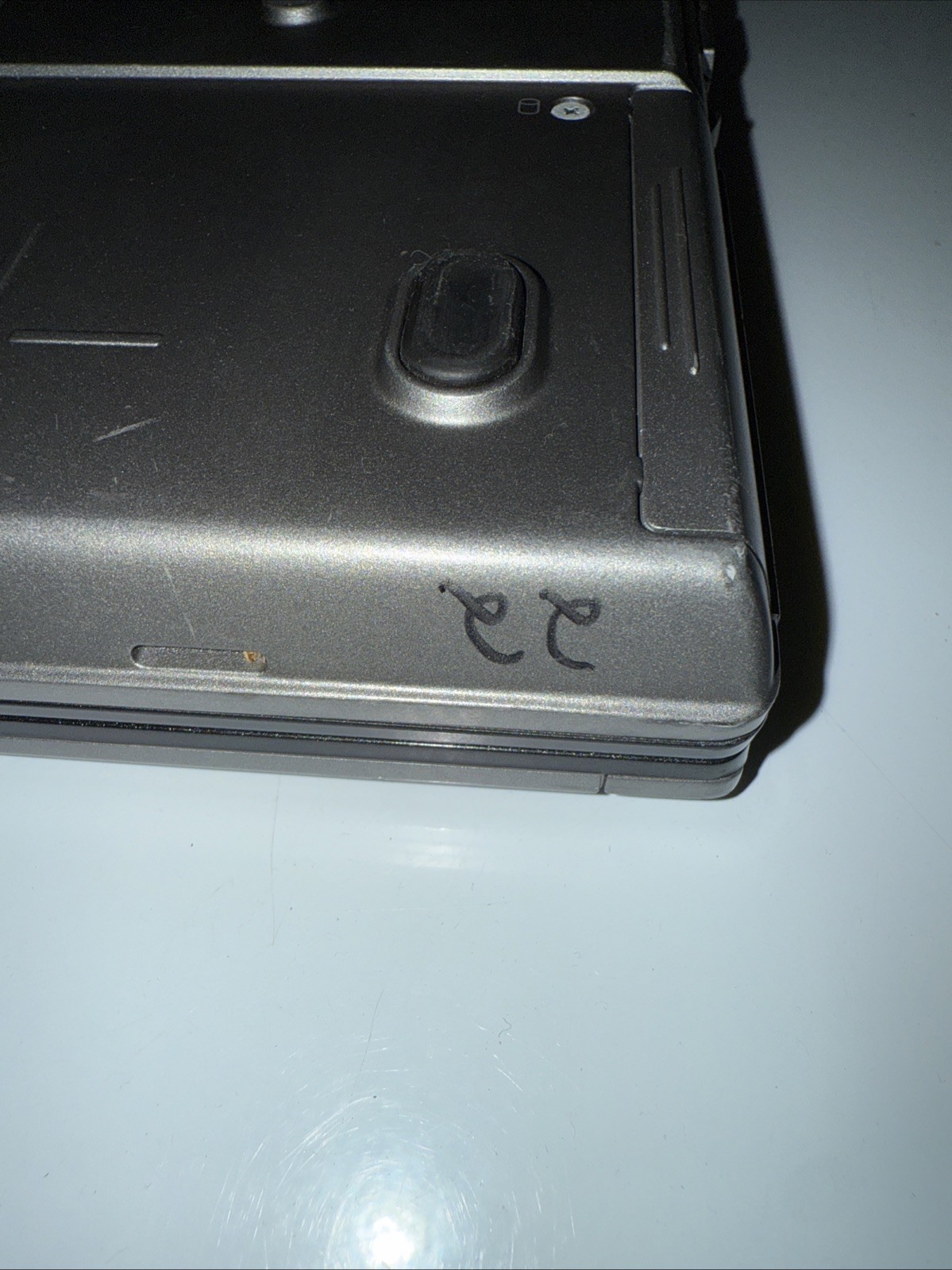 Dell Latitude D630 Laptop Intel Core, 2.5GB RAM , 80GB HDD Win XP BATTERY ISSUE