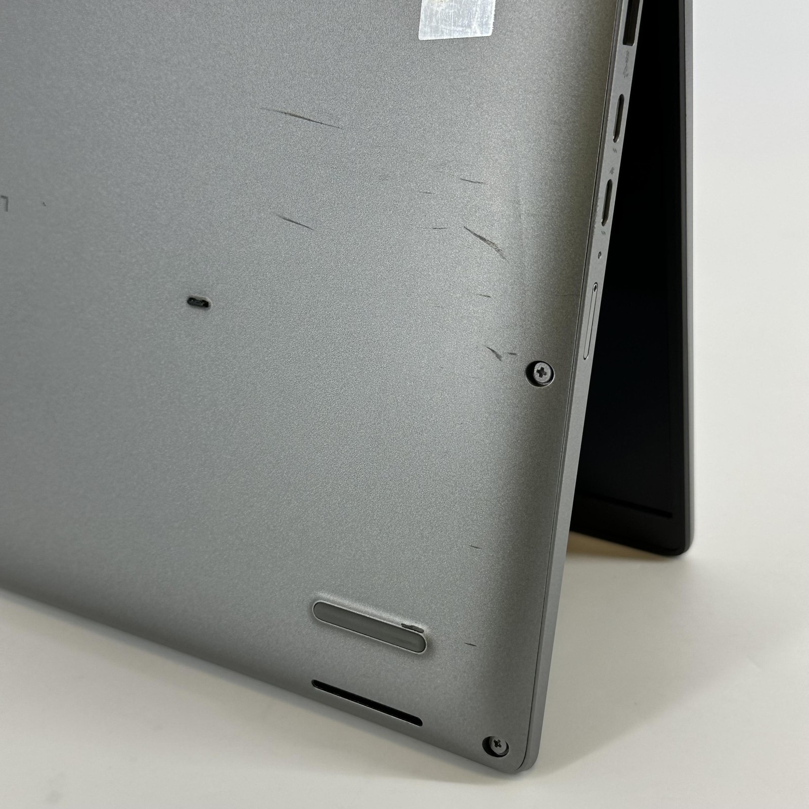 Dell Latitude 5440 14 Gray FHD TOUCH 1.8 GHz i7-1365U 16GB 512GB SSD Very Good