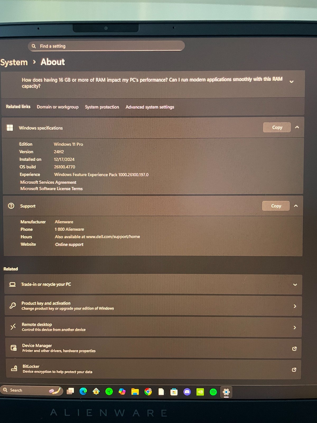 Alienware M18 R1 18″ FHD 480Hz AMD Ryzen 9 7845HX 32GB RAM 1TB SSD RTX 4070