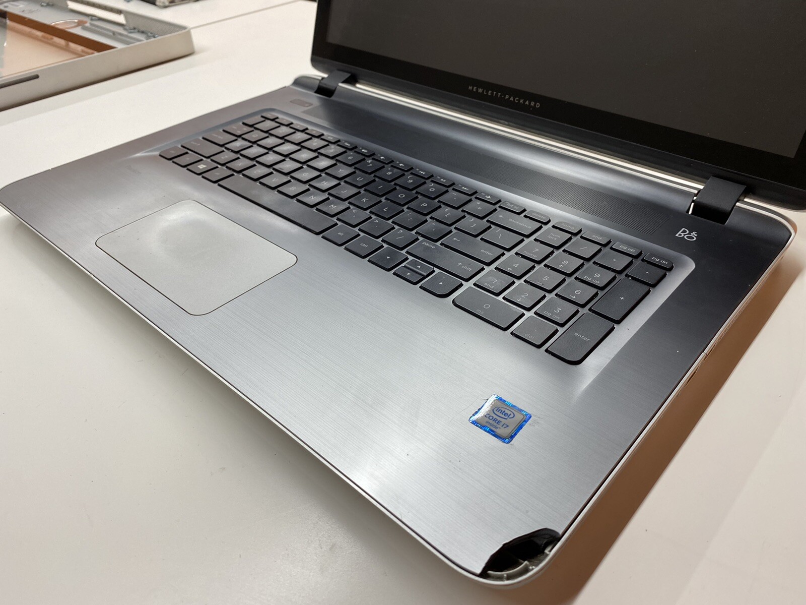 HP 17T-G100 i7 Processor GTX 960M for repair