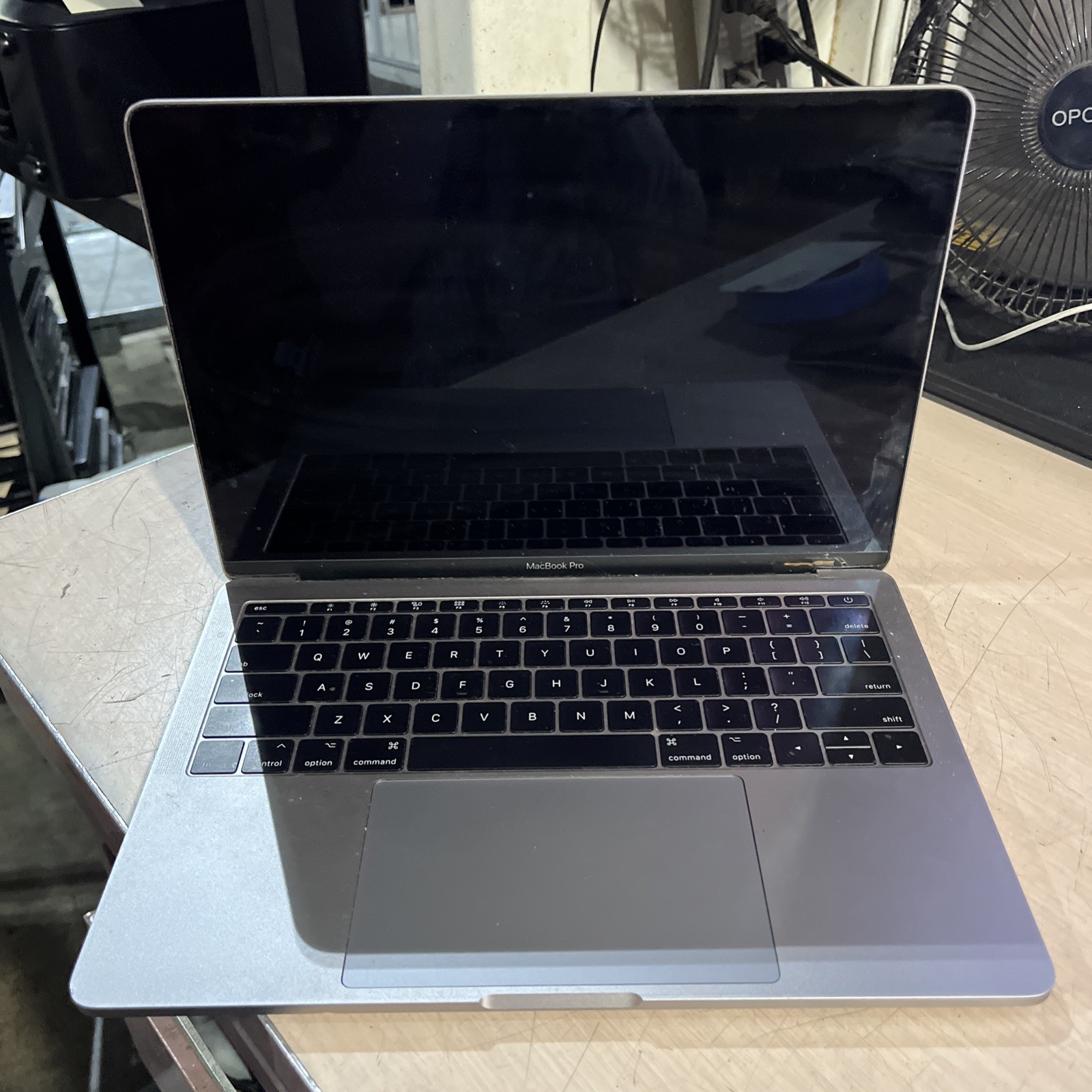 APPLE MACBOOK PRO 13″ MID-2017 CORE I5-7360U 2.3GHZ 8GB RAM NO HD