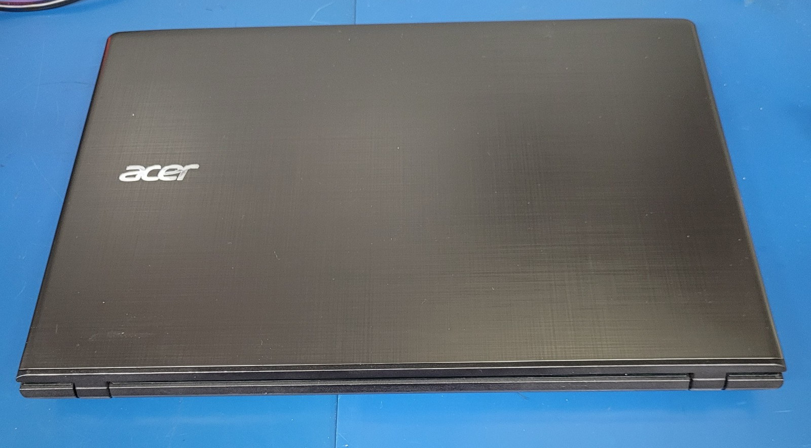Acer Aspire E5-576G-5762 Intel i5-8250 @1.60GHz 8GB RAM 128 GB SSD Windows 11