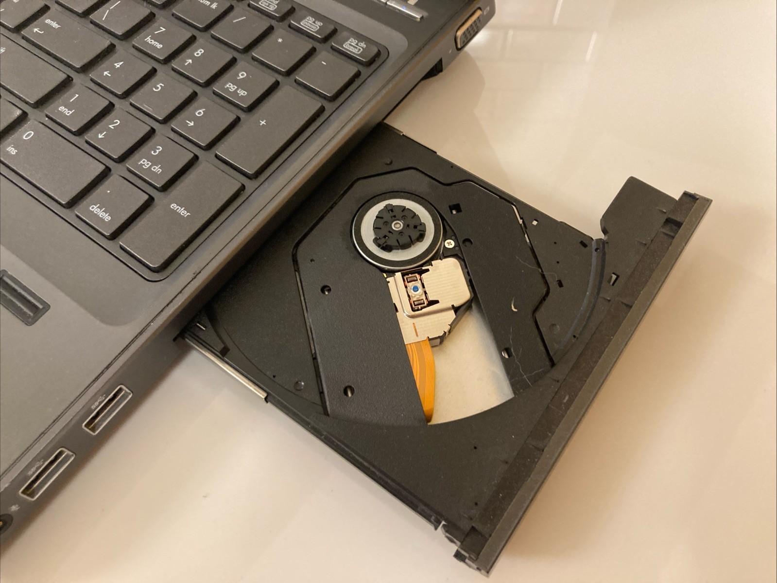 💻 HP EliteBook 8570w ⚙️ i7 15.6″ Workstation | No RAM/SSD | Parts or Repair 🔋