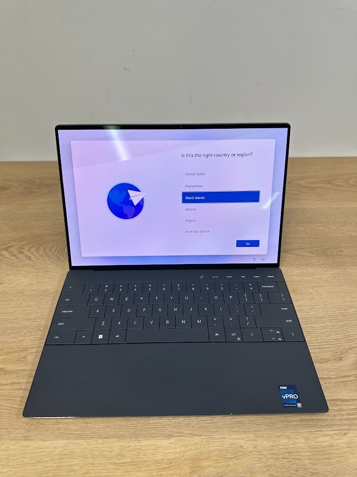 Dell XPS 9320, Core i7 1370P, 32GB DDR5 Iris Xe Graphics, 512GB SSD 2022