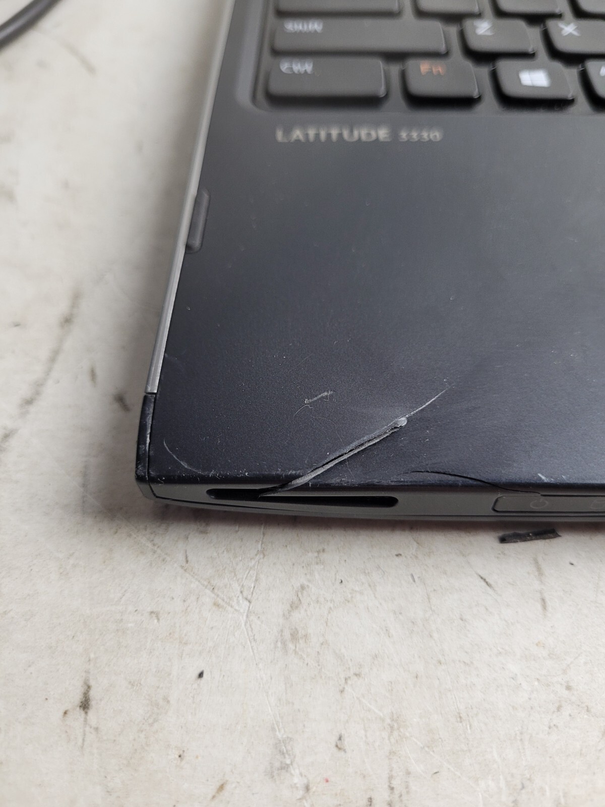 Dell Latitude 3330 w/Celeron 1007U, 4GB RAM, 320GB HDD, Laptop for Parts #2335