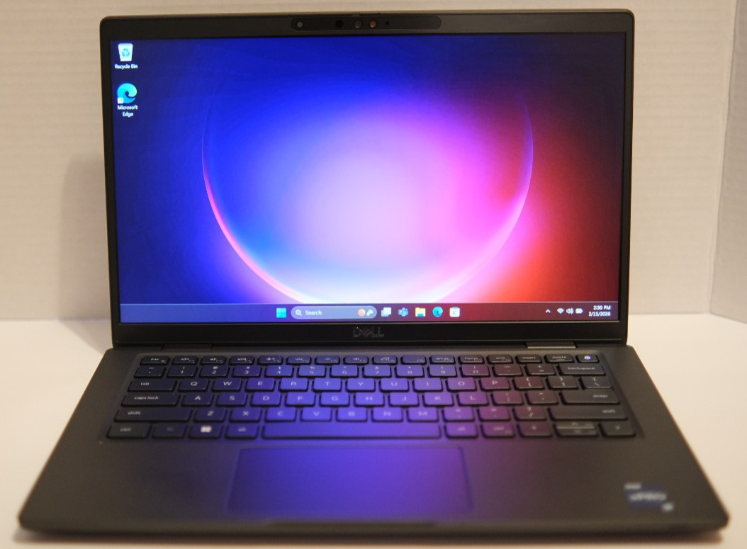 Dell Latitude 7330 13.3″ FHD Laptop Core i7-1265U 16GB 256GB Win11 Touchscreen
