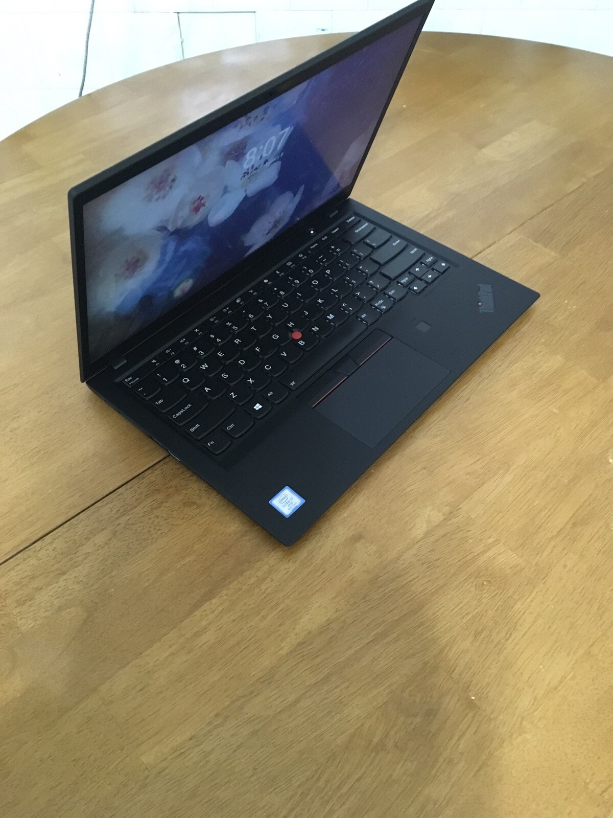 lenovo thinkpad x1 carbon 6th Gen 14” Ultrabook ( Intel Core i7-8650U