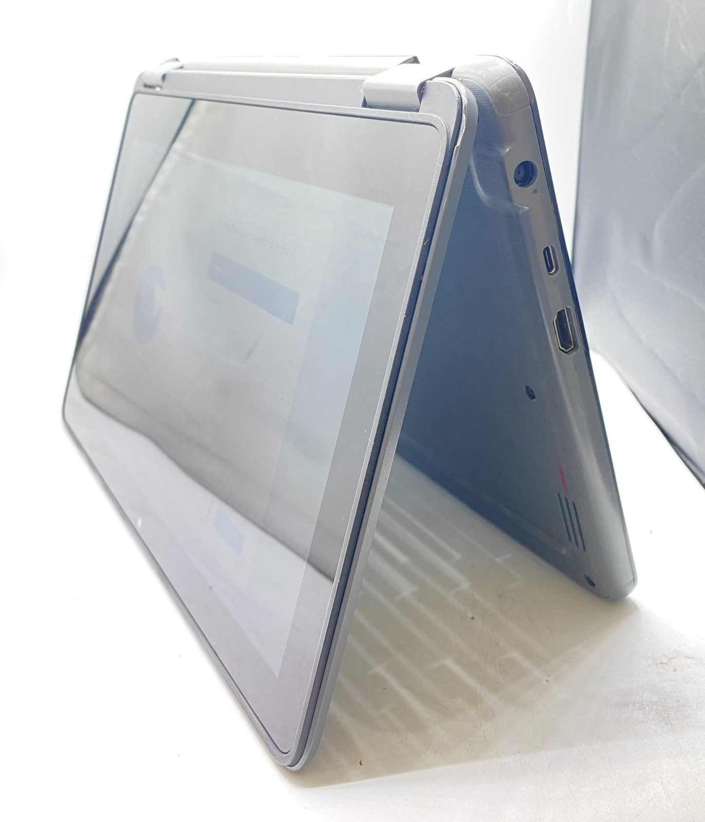 Dell Latitude 3120 2-in-1 11.6″ Touch Intel Pentium N6000 8GB RAM 256GB SSD