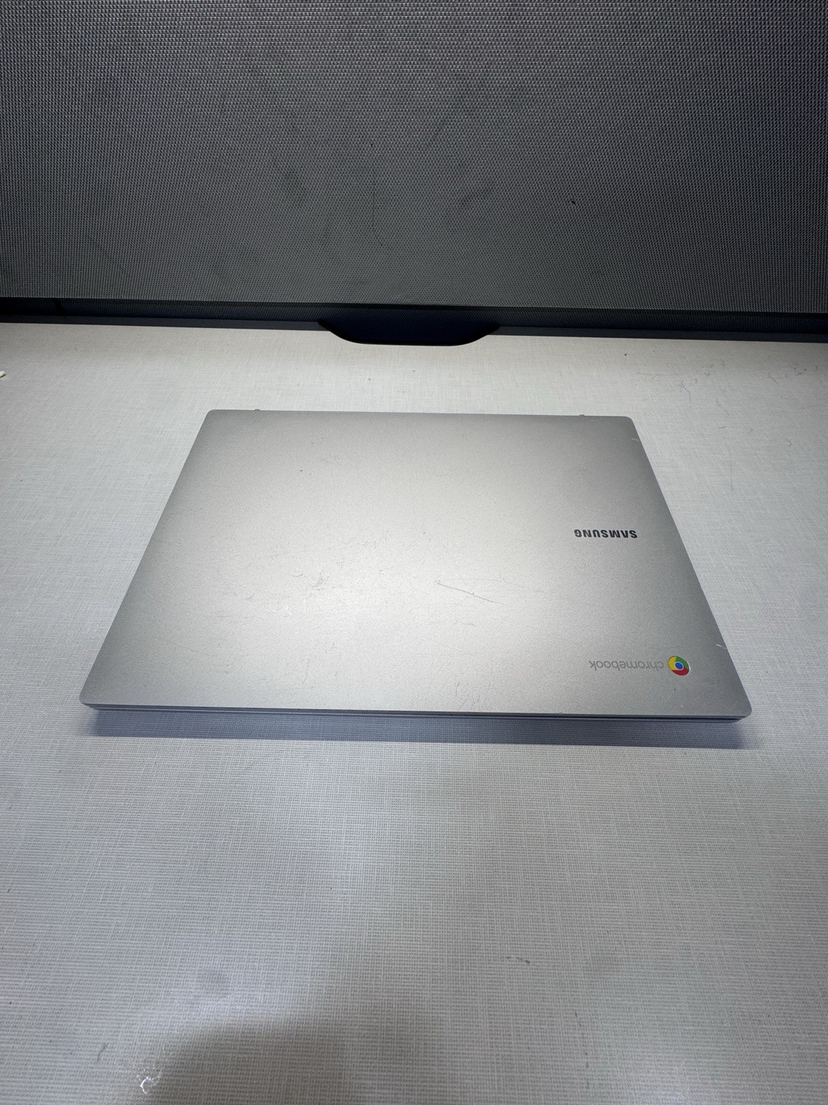 Samsung Galaxy Chromebook Go XE345XDA Laptop 32GB, Silver, LTE, Unlocked AT&T