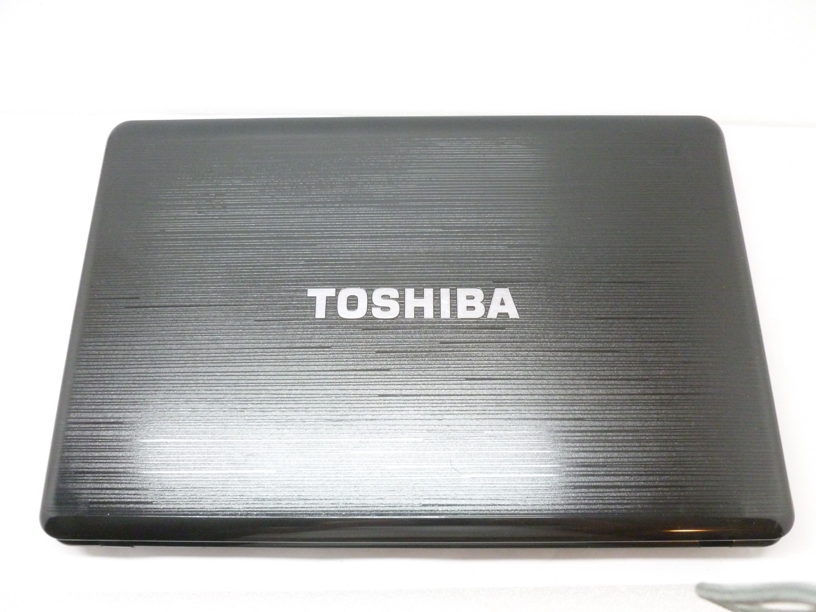 Toshiba Satellite P755 W11H 15.6″ Core i3 2330M 6g 120gb SSD WIFI AC no batt