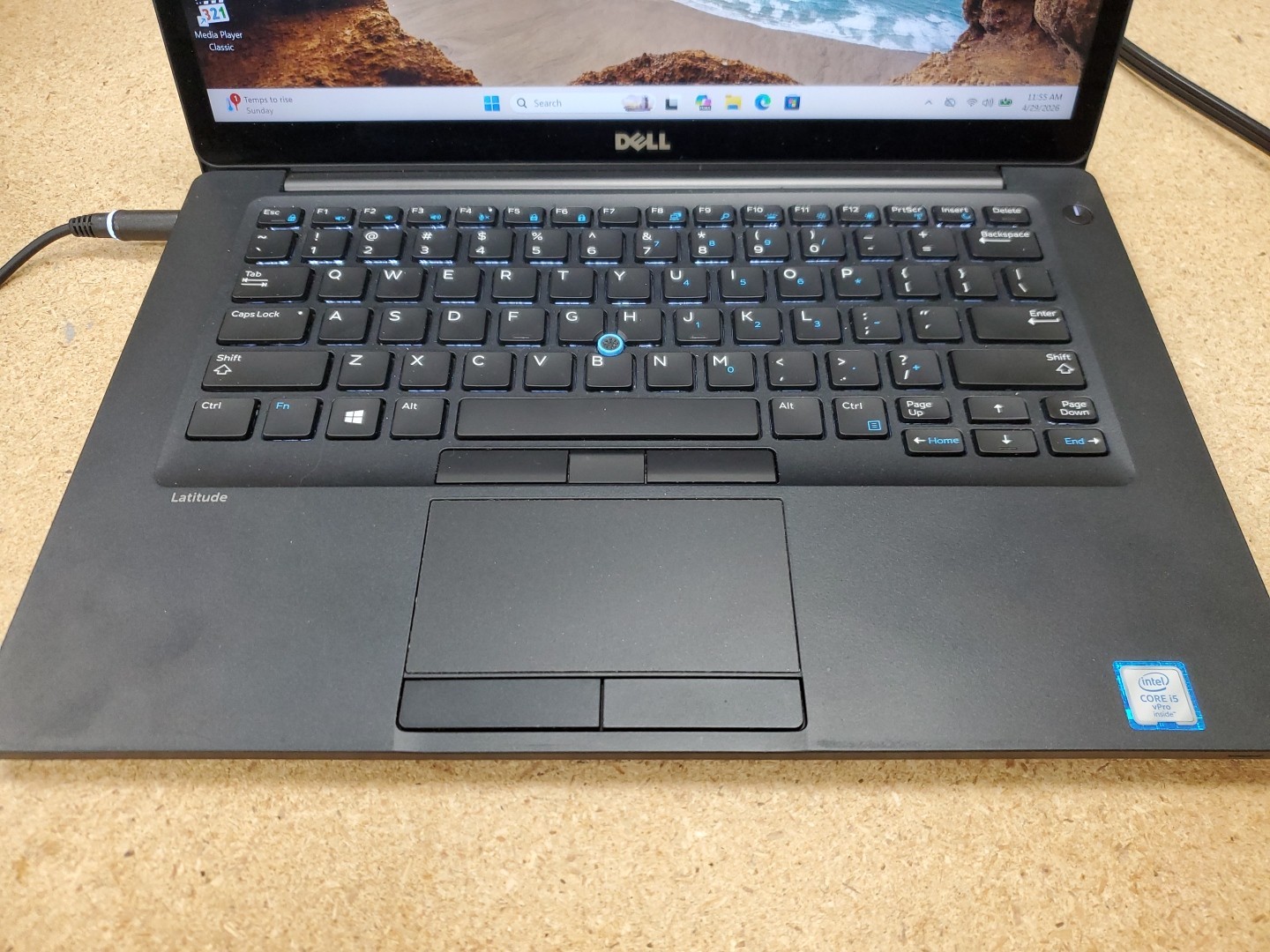 Dell Latitude 7480 14” i5-6300U 2.4GH 8GB DDR4 256GB SSD Win 11 042926-1