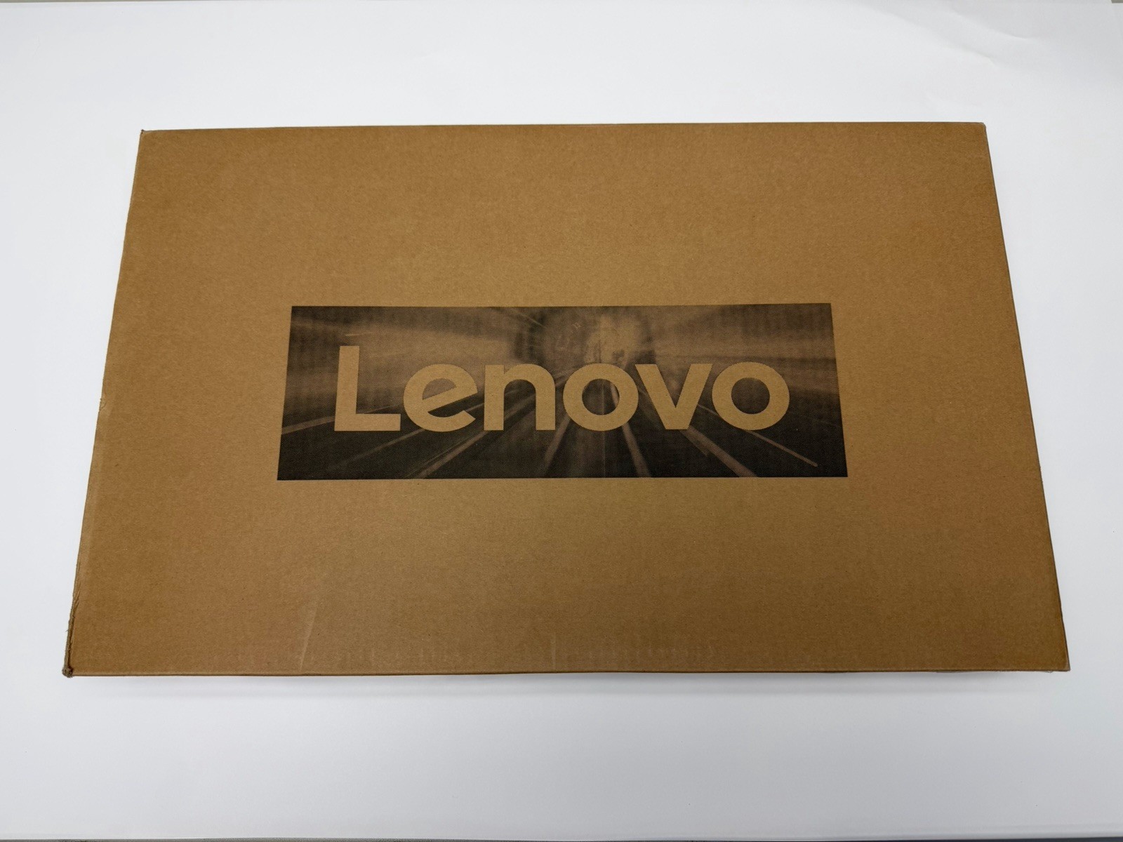 🔥 New Lenovo Ideapad 1i 15.6″ FHD Intel i5-1235U/8GB/256GB/Iris/XeWindows 11 🔥