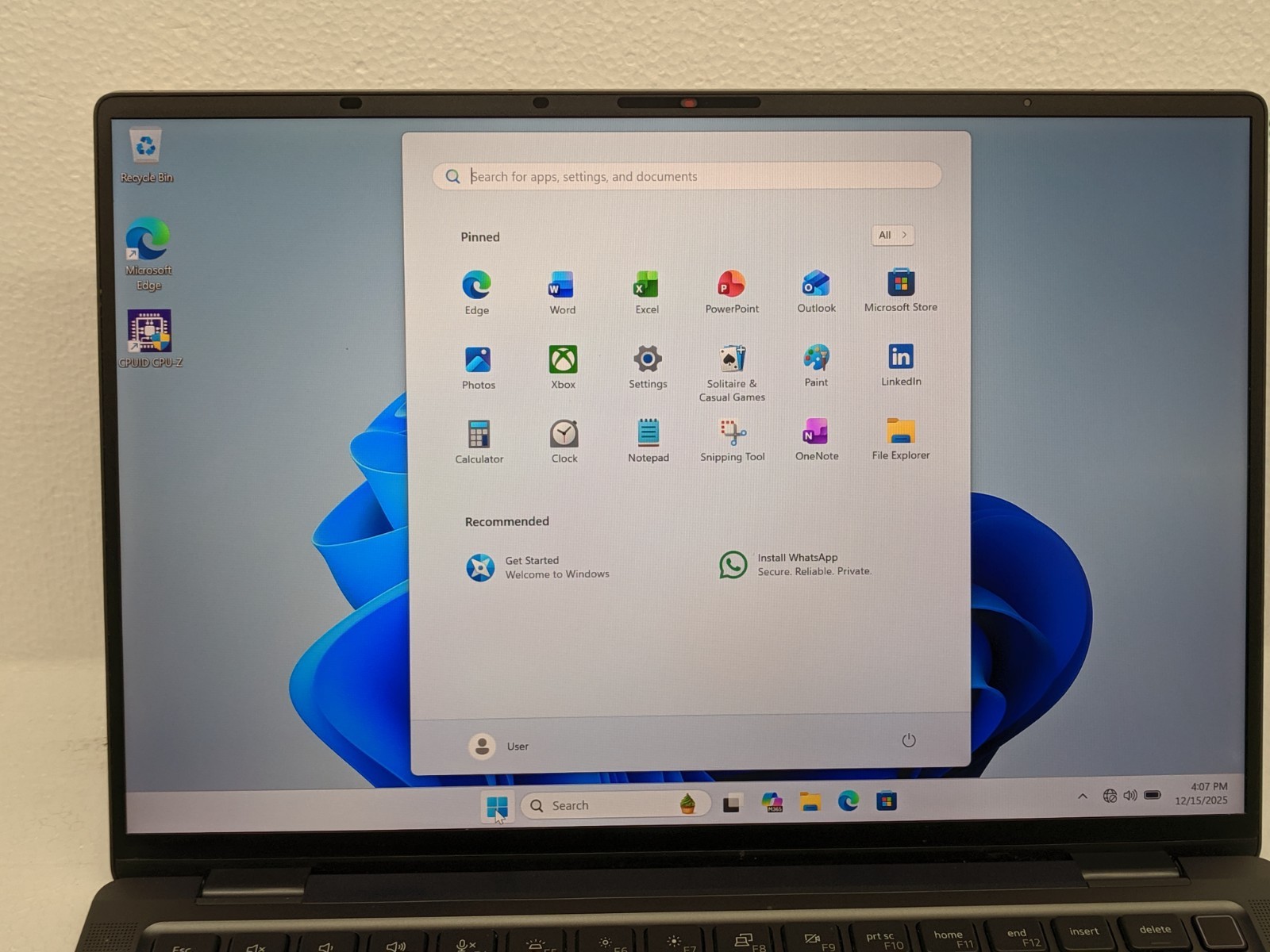 Dell Latitude 9430 Laptop 14″ Intel i5-12th Gen (32GB DDR5 RAM, 512GB NVMe)