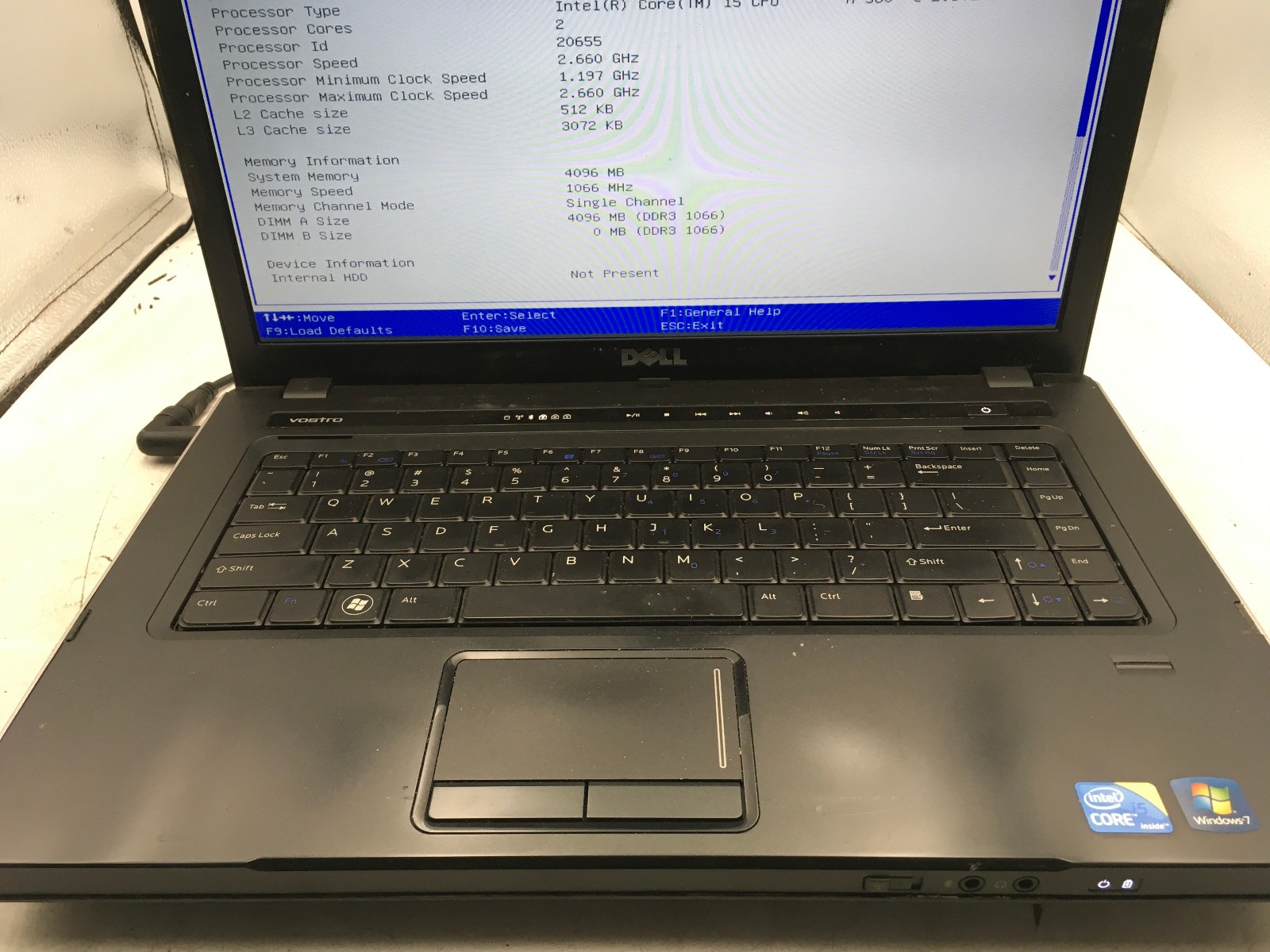 DELL VOSTRO 3500 – BOOTS TO BIOS – INTEL I5 M560 – 4GB RAM – READ DESCRIPTION-BB