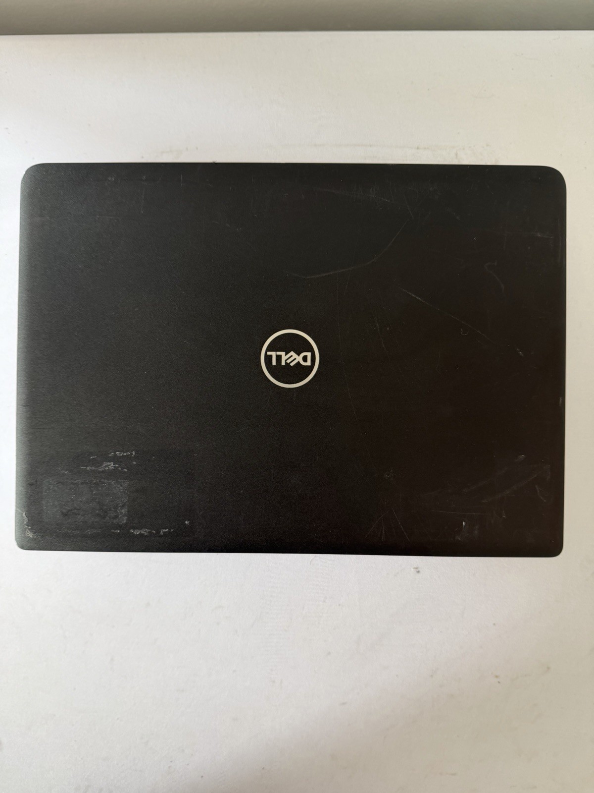 Dell Latitude 3400 Laptop – Good Screen – Intel i5 Gen 8 – RAM 8 GB – Read Des