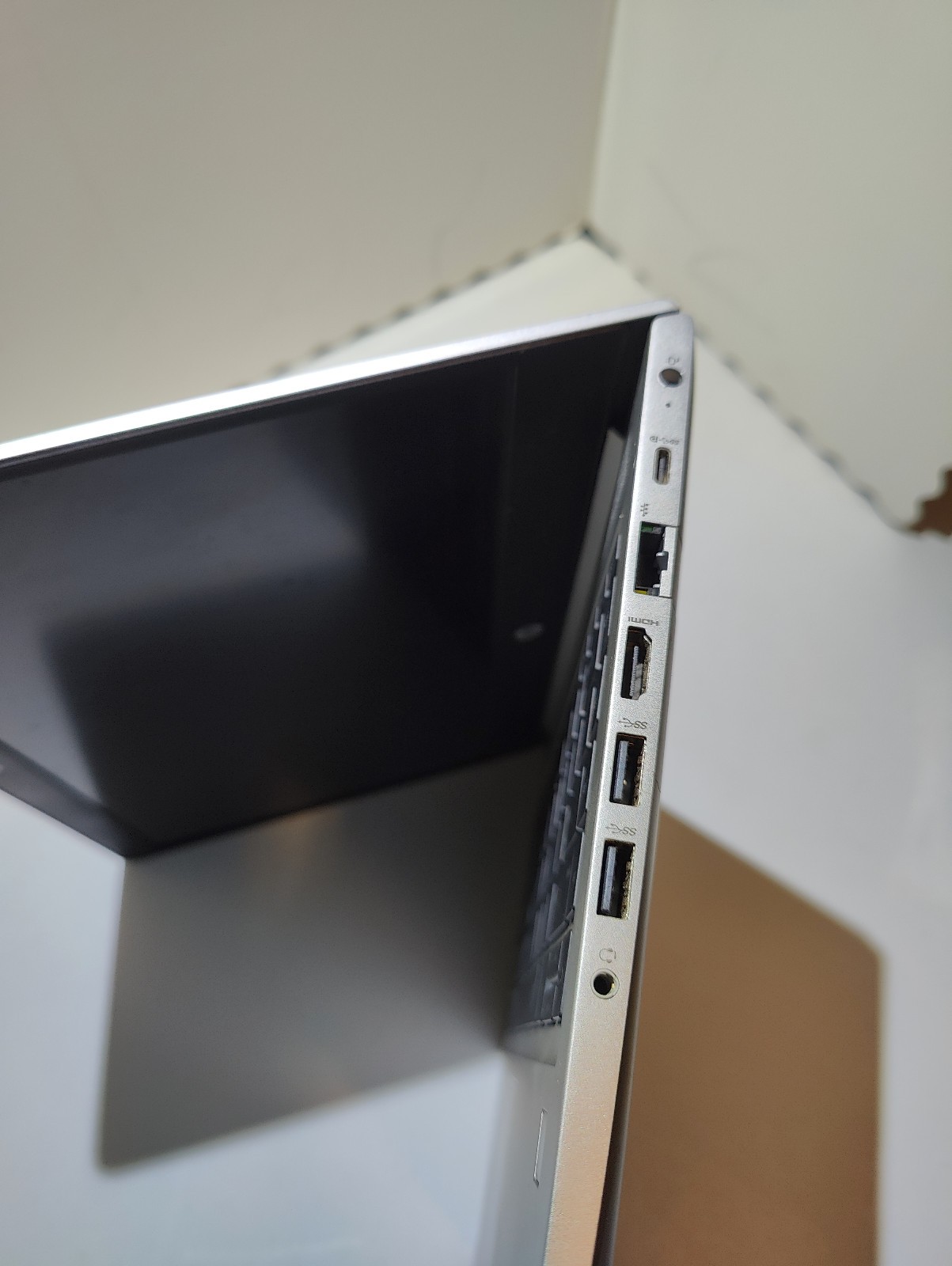 HP PROBOOK 440 G6 Intel® Core™ i5-8265U 8GB RAM, NO HDD/OS PARTS ONLY