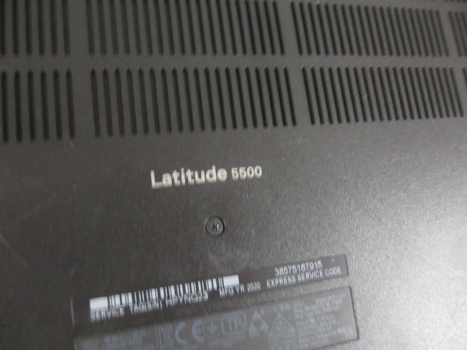 Dell Latitude 5500 i5-8265U 1.6GHz 16GB/240GB m2SSD [NO OS] Laptop + AC READ-)